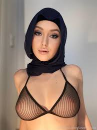 Fareeha Bakir Nude Hijab Strip Onlyfans Set Leaked - Influencers Gonewild