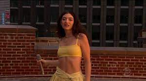 Solar power by lorde photograph: Watch Lorde Perform A Dreamy Rendition Of Solar Power On An Nyc Rooftop Dazed
