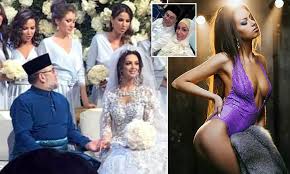 Stesen television di china, siarkan video majlis perkahwinan ydp agong, sultan muhammad v keyword ydp agong kahwin, ydp. Former Miss Moscow Who Married Malaysian King Has Travelled To German Clinic To Have Children Daily Mail Online