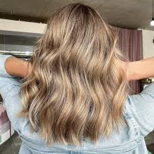 To find out what they actually are excited about, the cut interviewed ten of the top celebrity and editorial hair colorists. 11 Dirty Blonde Hair Ideas Formulas Wella Professionals