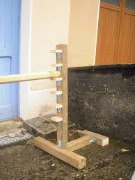 Fabriquer Ses Barres Et Chandeliers Trucs Et Astuces Bricolage Chandeliers Astuce Bricolage