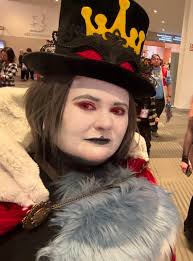 My stolas cosplay 😍 pics from Galaxy con.