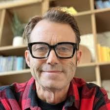 Libby Blackwell's Instagram, Twitter & Facebook