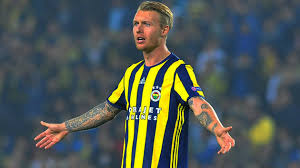 Fenerbahçe transfer çalışmaları ile ilgili son dakika gelişmeleri futbolarena'da! Son Dakika Simon Kjaer Fenerbahce Den Ayrildi