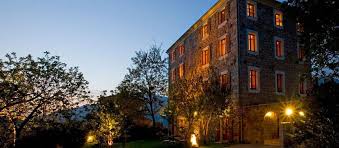Hotel De Luxe En Corse Charme Bien Etre Caractere Carpe Diem Palazzu Carpe Diem Palazzu Hotel De Charme En Corse Pinterest Unas Francesas Et Corse