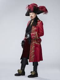 Photo Flash First Look Kelli O Hara Christian Borle More In Costume For Peter Pan Live Peter Pan Live Peter Pan Costumes Peter Pan Musical
