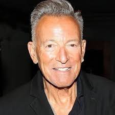 On May 1, 2025, Bruce Springsteen and Patti Scialfa attended George  Clooney's Broadway show "Good Night, and Good Luck" at the Winter Garden  Theatre in New York. 📸 Bruce Glikas #brucespringsteen #georgeclooney #