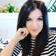 Elizabeth Maletta's Instagram, Twitter & Facebook