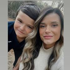 Casey Hutchison (@casey_hutchison0) • Instagram photos and videos