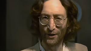 Alguém mais ficou preocupado neste ponto do vídeo com a possibilidade de  eles animarem a boca do John para combinar com a música? : r/beatles