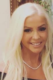 Tara Cavanaugh's Instagram, Twitter & Facebook