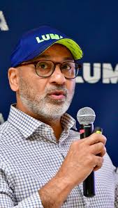 💡Presidente de LUMA Energy, Juan Saca, asegura que la empresa ha realizado  un “excelente trabajo” en el restablecimiento del servicio tras el paso de  Ernesto., 📷@44dajones