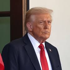 🚨 BREAKING: Trump pardons Binance CEO Changpeng Zhao as administration  moves to end Biden-era 'war