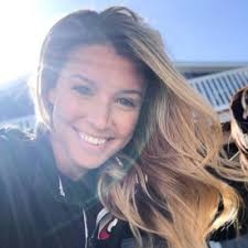 Keri Mcgowan's Instagram, Twitter & Facebook