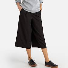 Vêtement de base indispensable, la culotte pour fille se doit d'être confortable et légère pour une journée en toute insouciance. Anne Weyburn La Redoute Womens Wide Leg Loose Fit Culottes