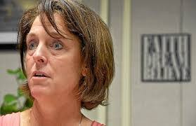 Carolyn Eide's Instagram, Twitter & Facebook