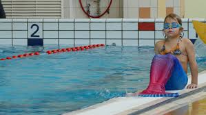 Tevens bevindt zich in ons pand een fitnesscentrum. Het Nk Zeemeerminzwemmen In De Kwakel Zeemeerminnen Symboliseren Vrijheid De Utrechtse Internet Courant