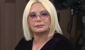 Learn details about carmen barbieri net worth, biography, age, height, wiki. Nuevo Look Salio A La Luz La Primera Foto De Carmen Barbieri Tras La Peligrosa Internacion Que Sufrio Espectaculo El Intransigente