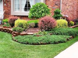 Check out the amazing front yard landscaping 2021 tips that make your house look ultimate. Image Result For Landscaping In Front Of Bay Window Front Of House Landscaping Front Yard Landscaping Design Landscape Design
