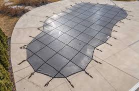 Mesh vs. Solid Pool Covers: Long Island Winter Guide