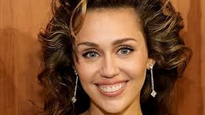 The Gilded Age' Finale's Engagement Ring Breaks Victorian Traditions With  Modern Cut