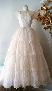 Vintage 1950 S Wedding Dress 50s Wedding Dress By Xtabayvintage Wedding Dresses 50s Vintage Dresses Wedding Gowns Vintage