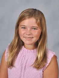 Caroline Dowling's Instagram, Twitter & Facebook