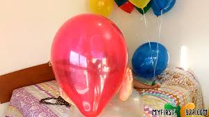 So good to cum on the balloon 💦🎈