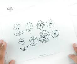 Just flowers 2017 minimalist drawing drawings aesthetic art. 16 Simple Floral Doodles Step By Step Tutorial Vial Designs