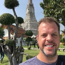 Maurice Farmer's Instagram, Twitter & Facebook