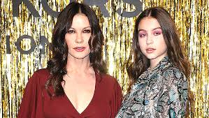 Born 25 september 1969) is a welsh actress. Catherine Zeta Jones Daughter S Carys Turns 18 Family Celebrates Hollywood Life