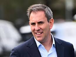 Harry Chua's Instagram, Twitter & Facebook