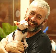 Ame gatos verdadeiramente”, diz Prof. Dr. Gabriel Dias sobre atuação de  vets na Medicina Felina