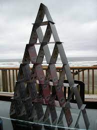 To make a western fort, leave the top edges flat rather than crenellated, color the outer walls to look like wood, and add an american flag on top. House Of Cards Wikipedia