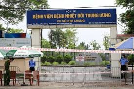 Phó trưởng khoa ngoại sản. E2wfjssxkcxlm