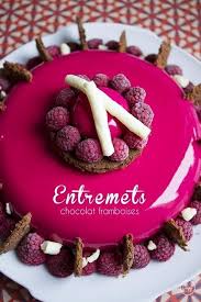 Pour Les Adeptes Du Melange Chocolat Framboise Voila Un Entremets Qui Vous Rendra Bien Heureux Une Recette A Base De C Chocolat Framboise Chocolat Framboise