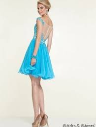 Peste 600 de rochii de seara in stoc. 17 Rochii De Seara Ideas Rochii Rochii De SearÄ Rochie De MireasÄ