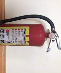 Always read the instructions that come with the fire extinguisher beforehand and become familiarized with its parts. Fire Extinguisher Inspection 9 Steps With Pictures Instructables