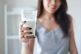 Apalagi, manfaat susu untuk kesehatan sudah tidak diragukan lagi. 10 Rekomendasi Merek Susu Penambah Berat Badan Terbaik Bukareview
