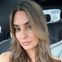 100+ "Melanie M." profiles