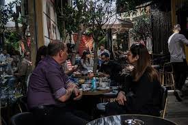 Νέα κυα για εστίαση σε οργανωμένες και μη παραλίες. H Kya Gia Estiash Kai Psyxagwgia Ti Problepei The President
