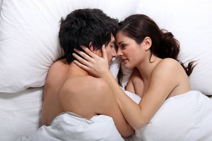 Top 6 lý do khiến bạn muốn "ngủ khỏa thân" ngay từ tối nay •