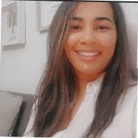 Leah Sumner's Instagram, Twitter & Facebook