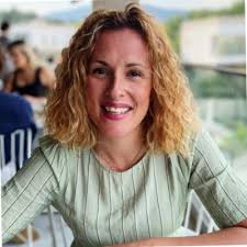 🌟I created this visual to support clients in a different way, hoping to  help them understand why they might be overwhelmed.