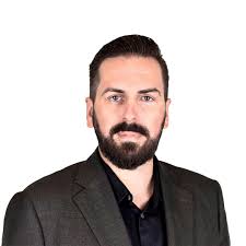 Robert Gilliam's Instagram, Twitter & Facebook