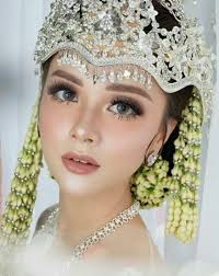 Pin Di Wedding Makeup