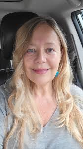 Woman loses 50lbs after quitting drinking