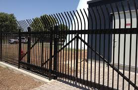 Hire the best wood fence installers in wichita, ks on homeadvisor. Fence Installation Repair In Wichita Ks Reddi Fence