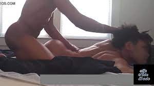 Lightskin baddie gets smashed and screams loud for nut that she licks -  XNXX.COM