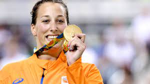 Hij krijgt nu ook de kans, want hij is geselecteerd om voor nederland uit te komen in de discipline. Het Zijn De Spelen Van De Nederlandse Vrouw Nos